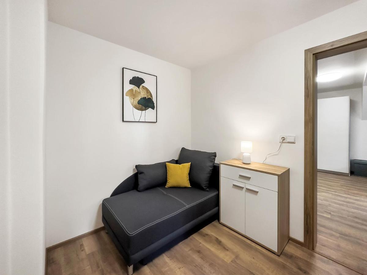 Apartment Katrin 2 Karlovy Vary Luaran gambar