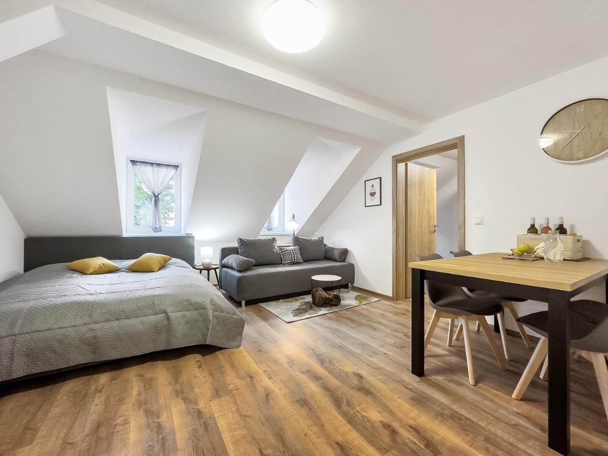 Apartment Katrin 2 Karlovy Vary Luaran gambar